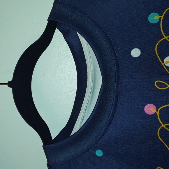 NWOT llama sweatshirt - Picture 4 of 7